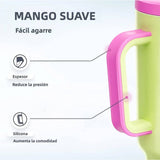 Vaso Térmico de 40oz con Asa, Tapa Antiderrames y Popote, Taza de Café de Acero Inoxidable para Viajes, Mantiene Bebidas Frías por 34 Horas y Calientes por 10 Horas AH014